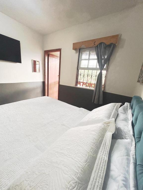 Nuh Hostel オウロ・プレット エクステリア 写真