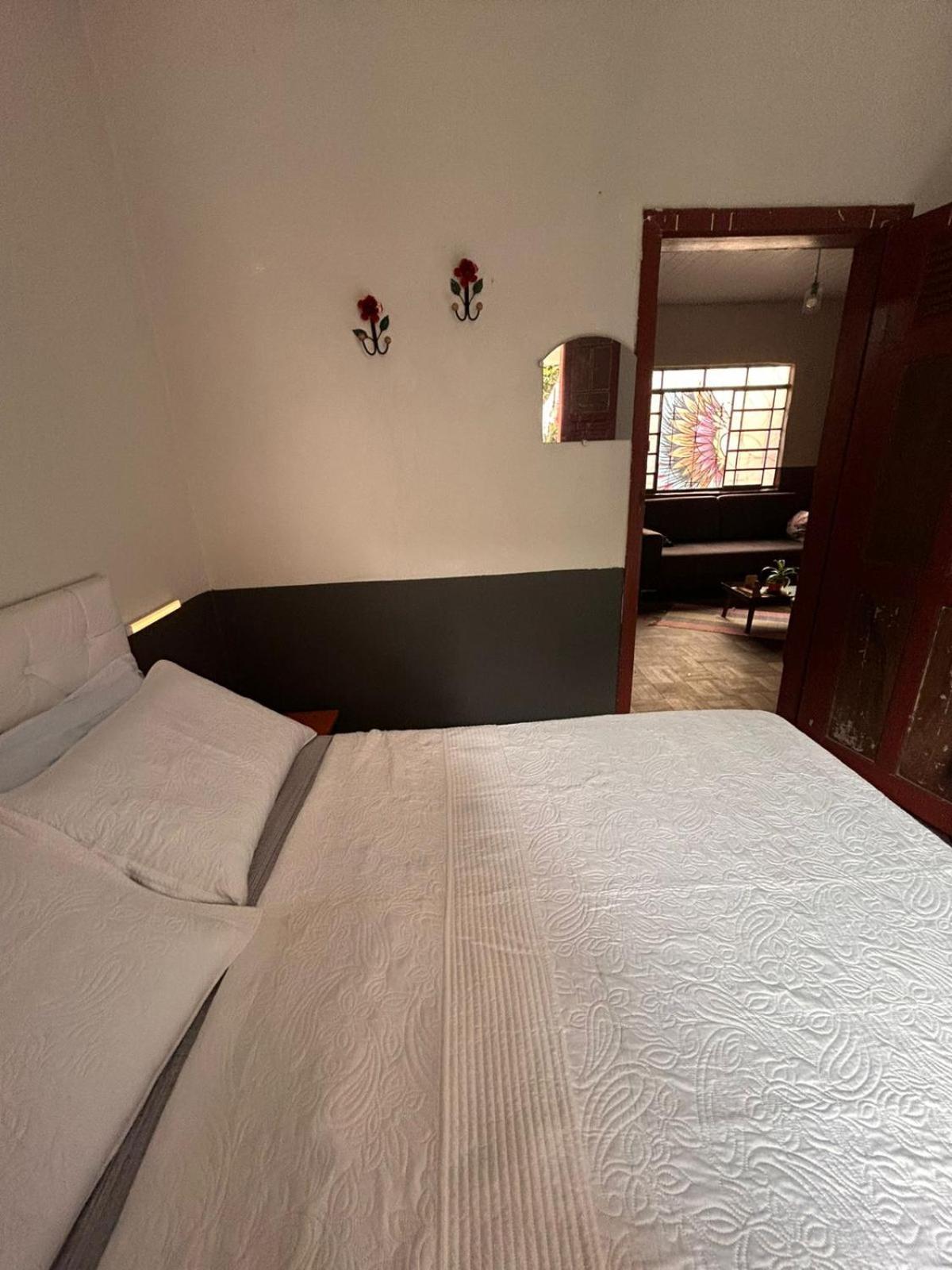 Nuh Hostel オウロ・プレット エクステリア 写真